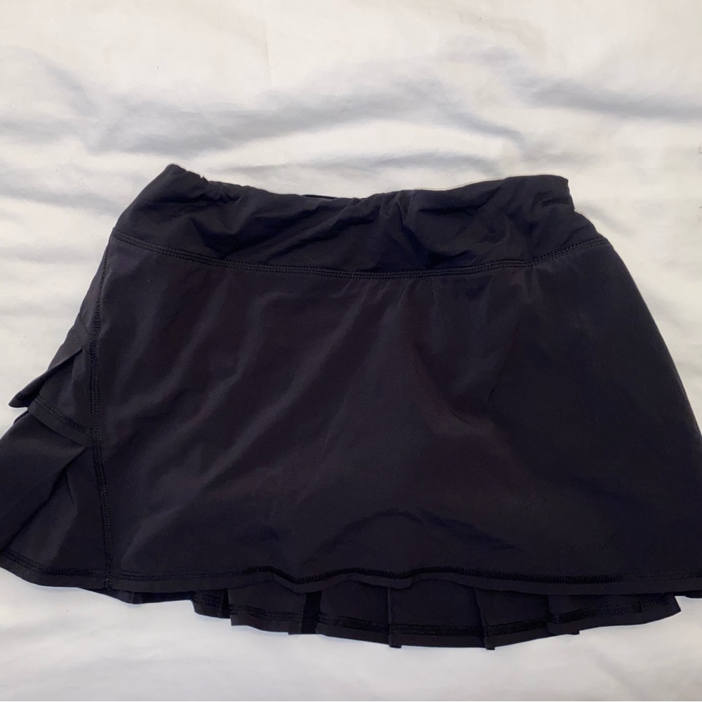 Black size 10 Lululemon skort/skirt
